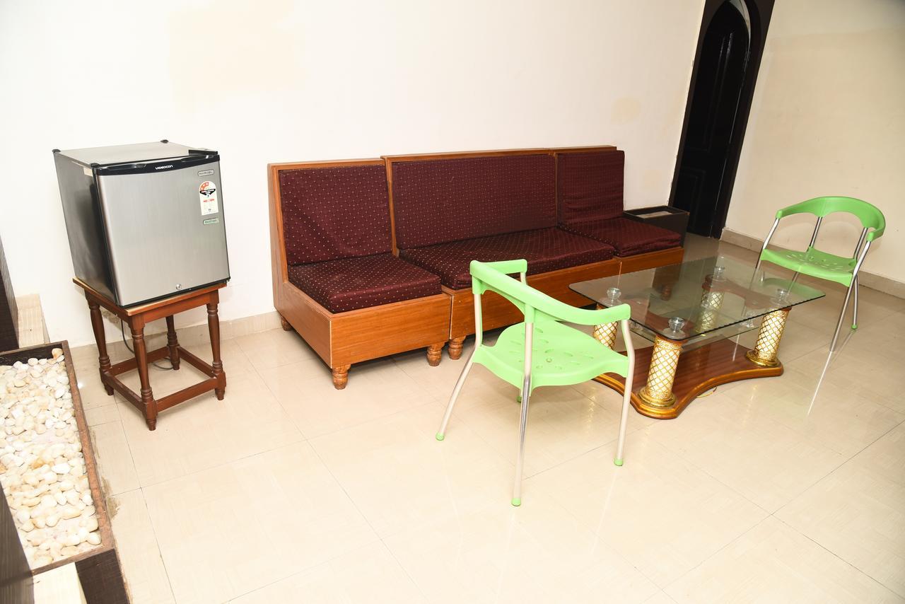 צ'נאי Hotel Mars מראה חיצוני תמונה