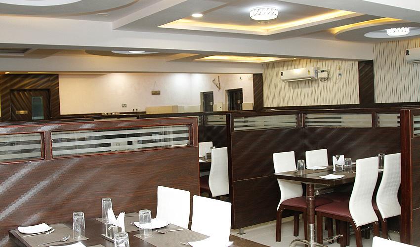 צ'נאי Hotel Mars מראה חיצוני תמונה